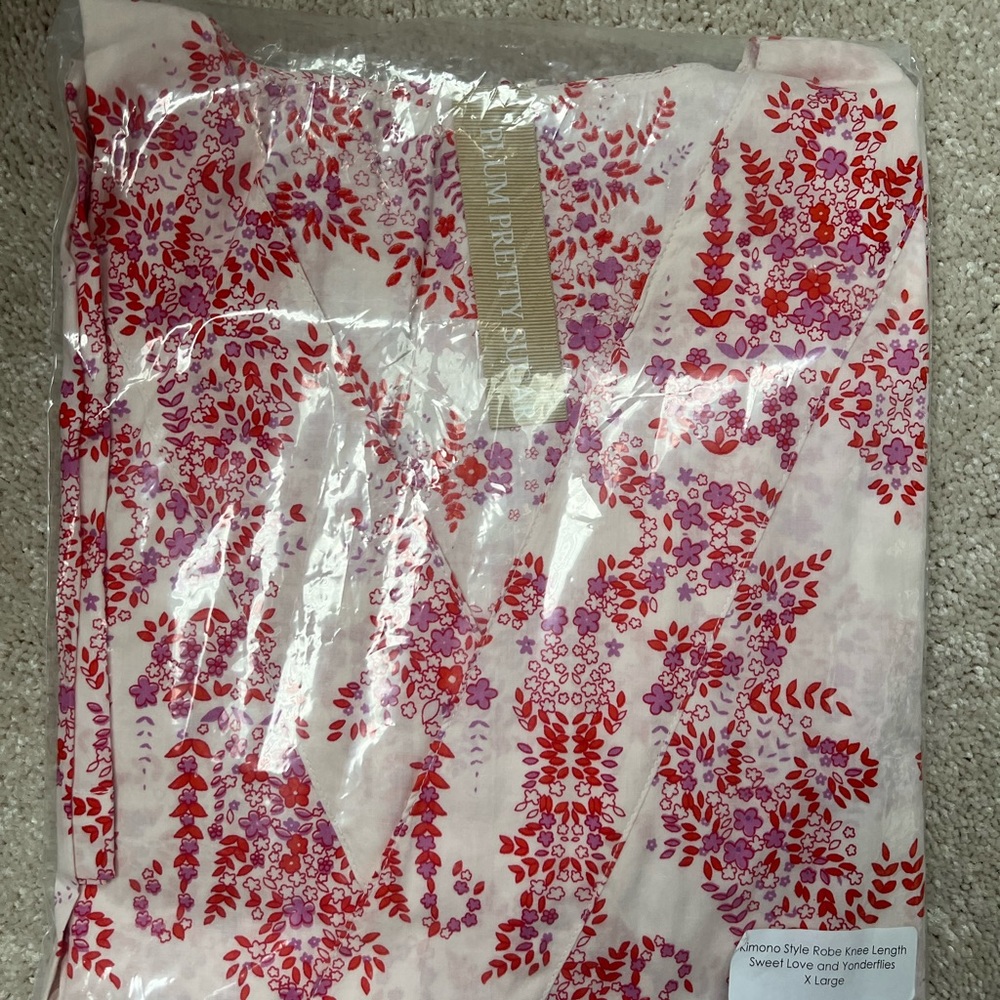 Pretty Plum Sugar knee length kimono size XL